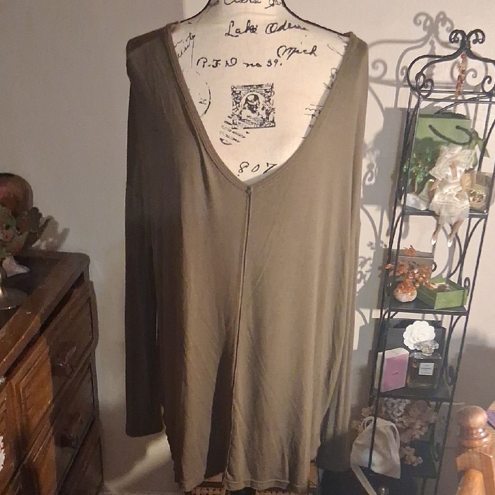 Free People Olive Green Women's V-Neck Top Size Medium
